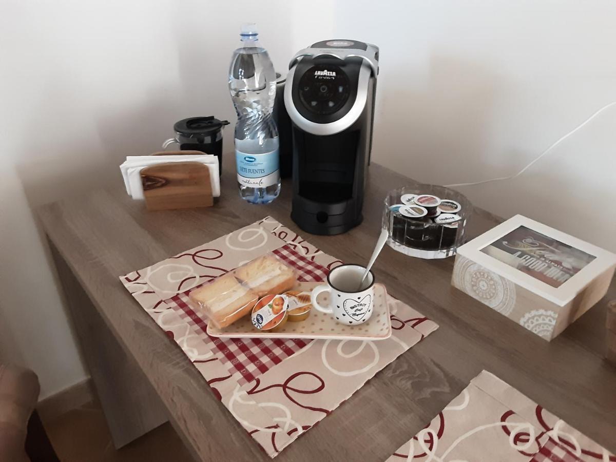 Tre Stelle Acomodação com café da manhã Porto Torres Exterior foto